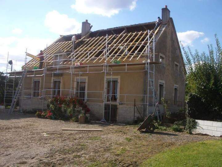 Remise en état de toiture Izeure
