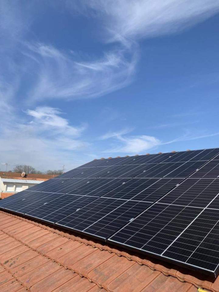 Panneau photovoltaique Izeure